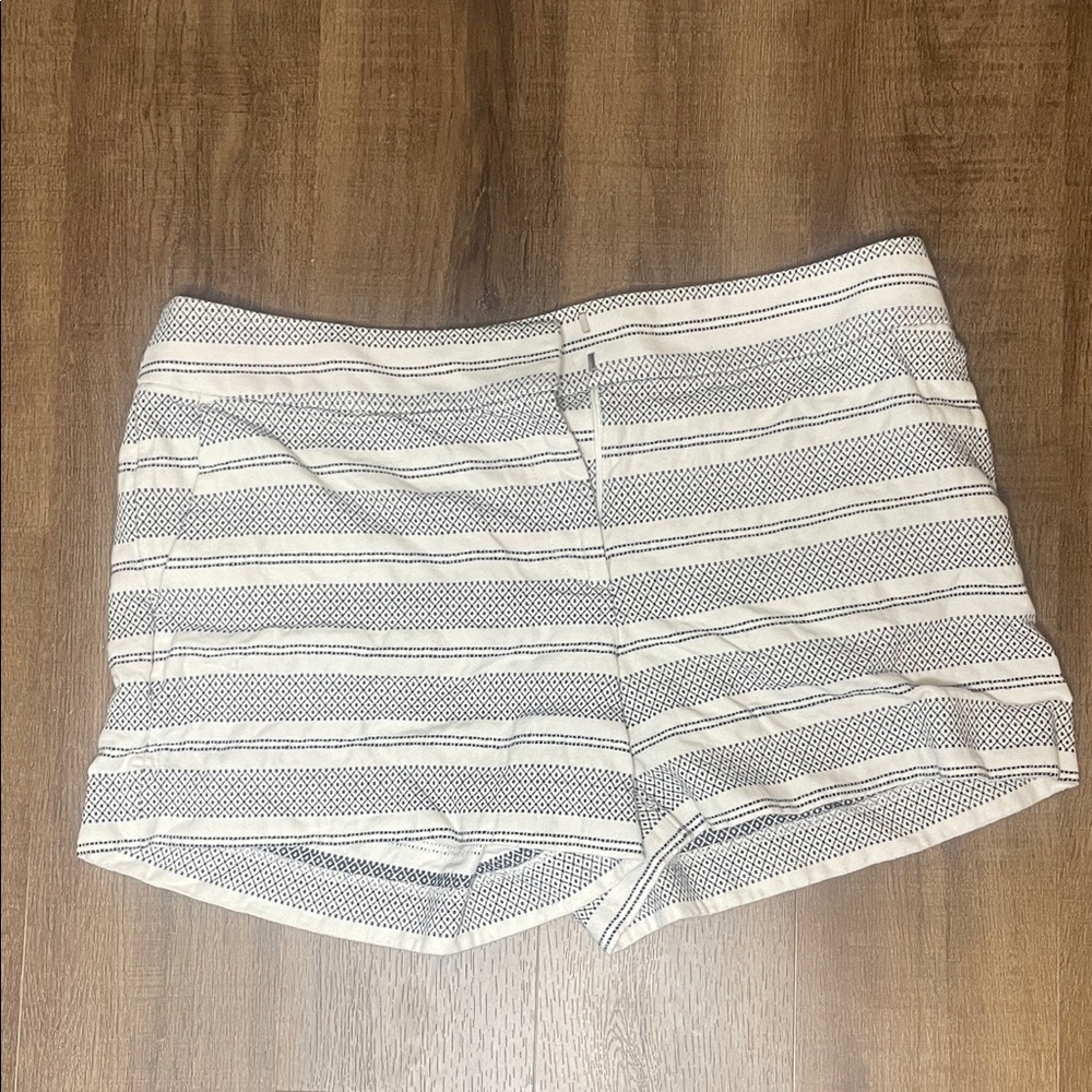 LOFT Cream and Black Striped Women's Shorts